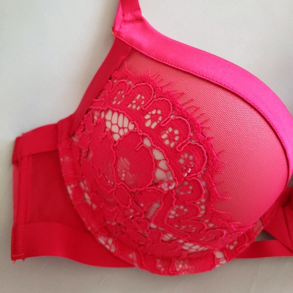 Victoria Secret Very Sexy Push Up